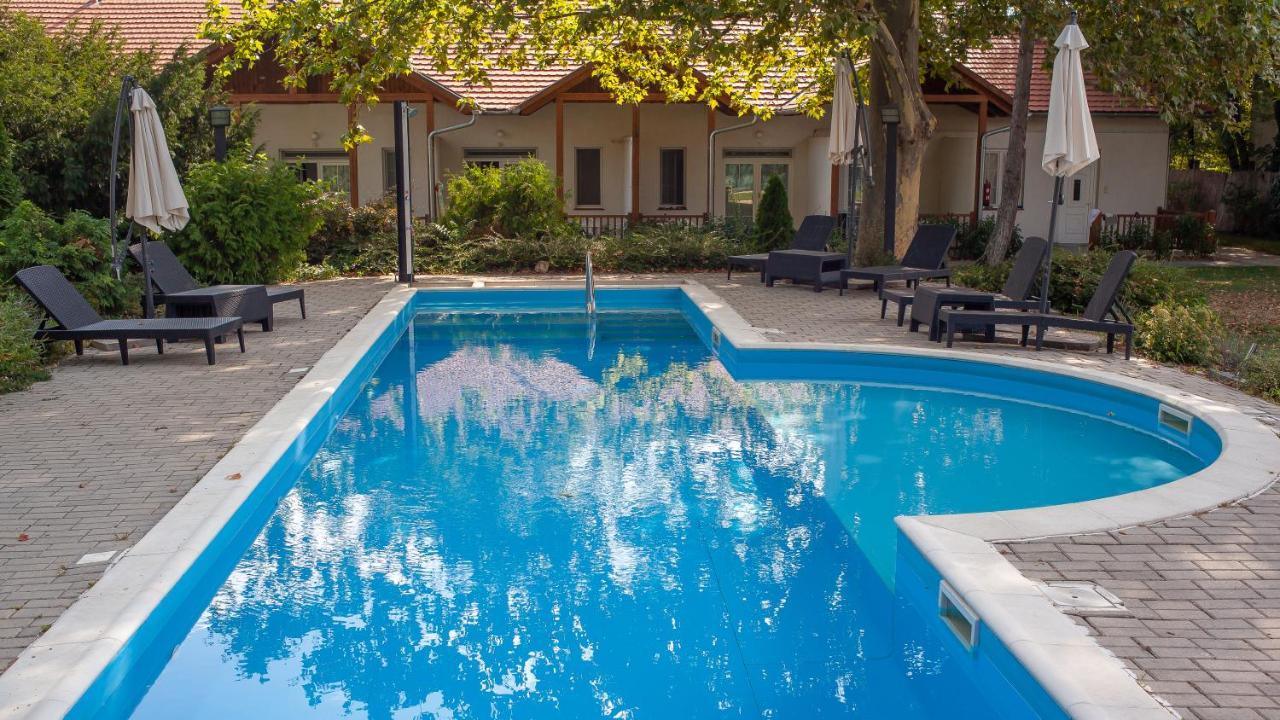 Hotel Platan Zamardi Exterior photo