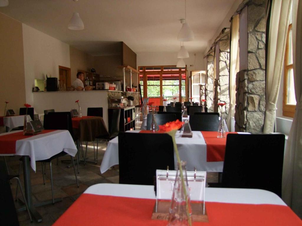 Hotel Platan Zamardi Exterior photo